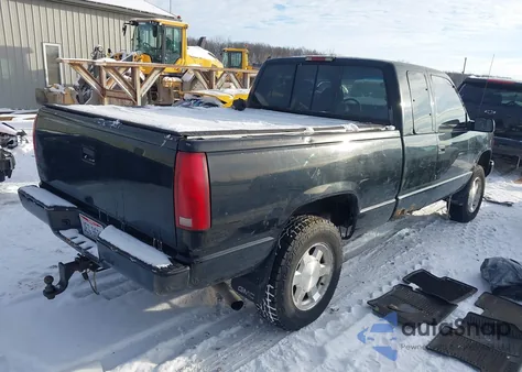 1998 GMC Sierra 1500 Sl Wideside/Sle Sportside z USA, uszkodzony, nr VIN 1GTEK19M4WE519298